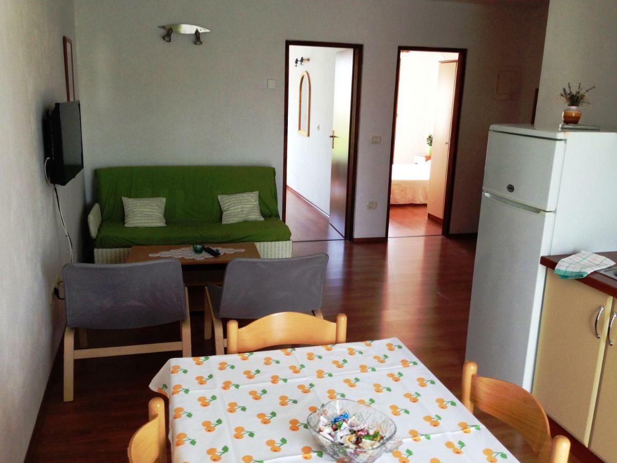 Apartment Leo Ровинь Экстерьер фото